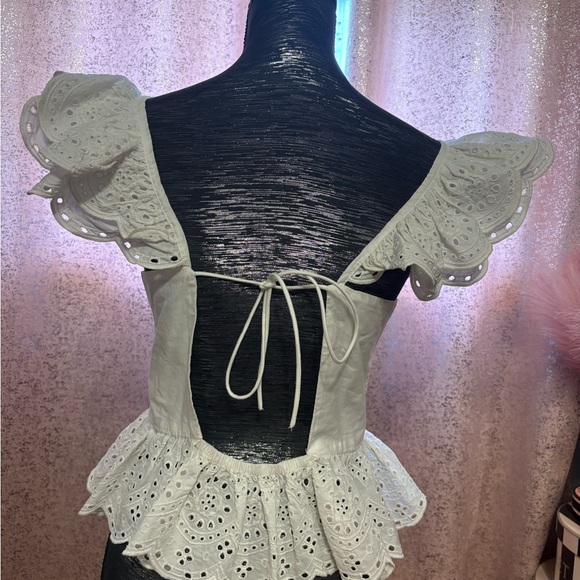 Express White Ruffle Blouse - Picture 3 of 4